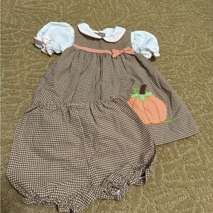 Gingham Pumpkin Set. 9M.